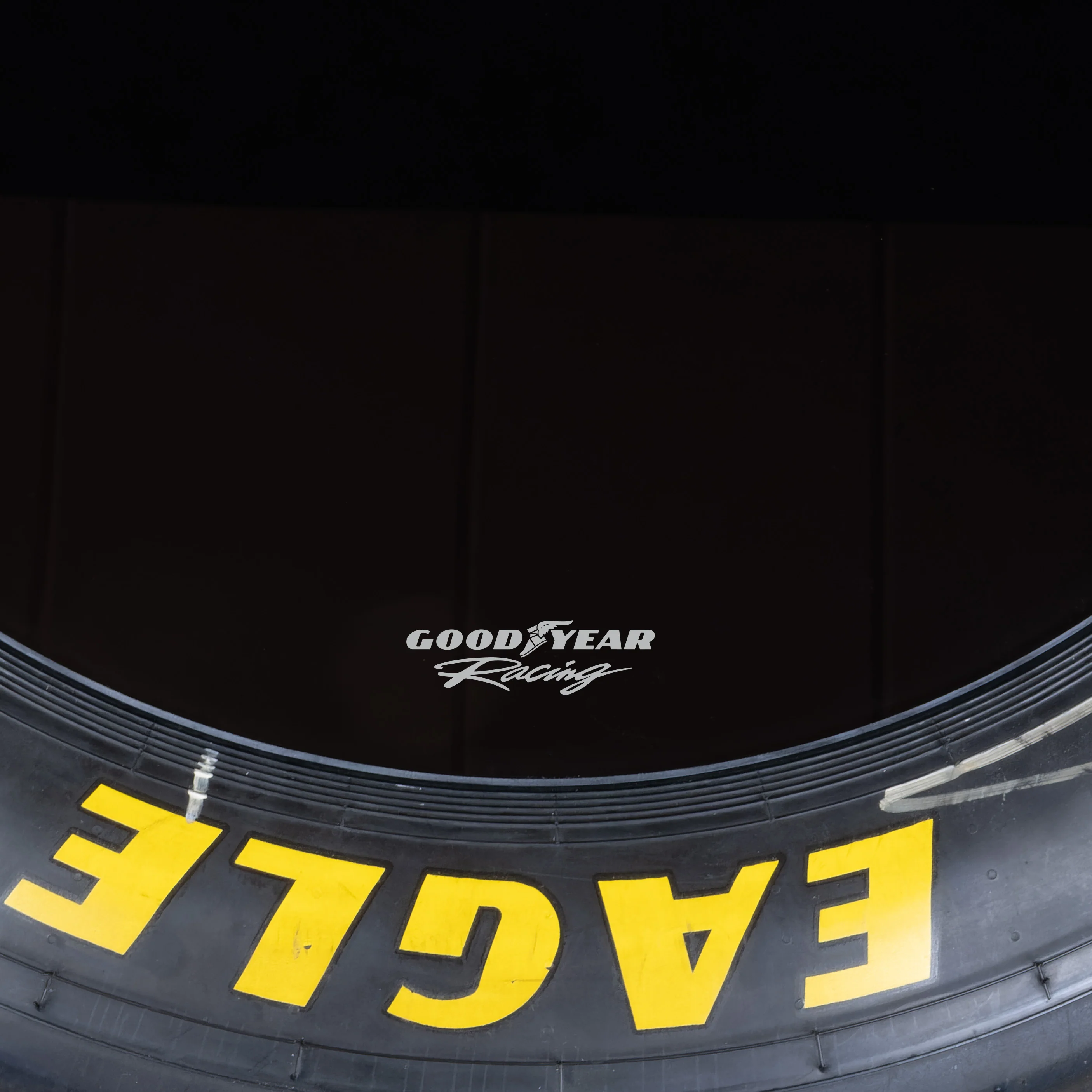 Goodyear Eagle 2-in-1 Reifentisch "Portimao" - schwarz - Image 4
